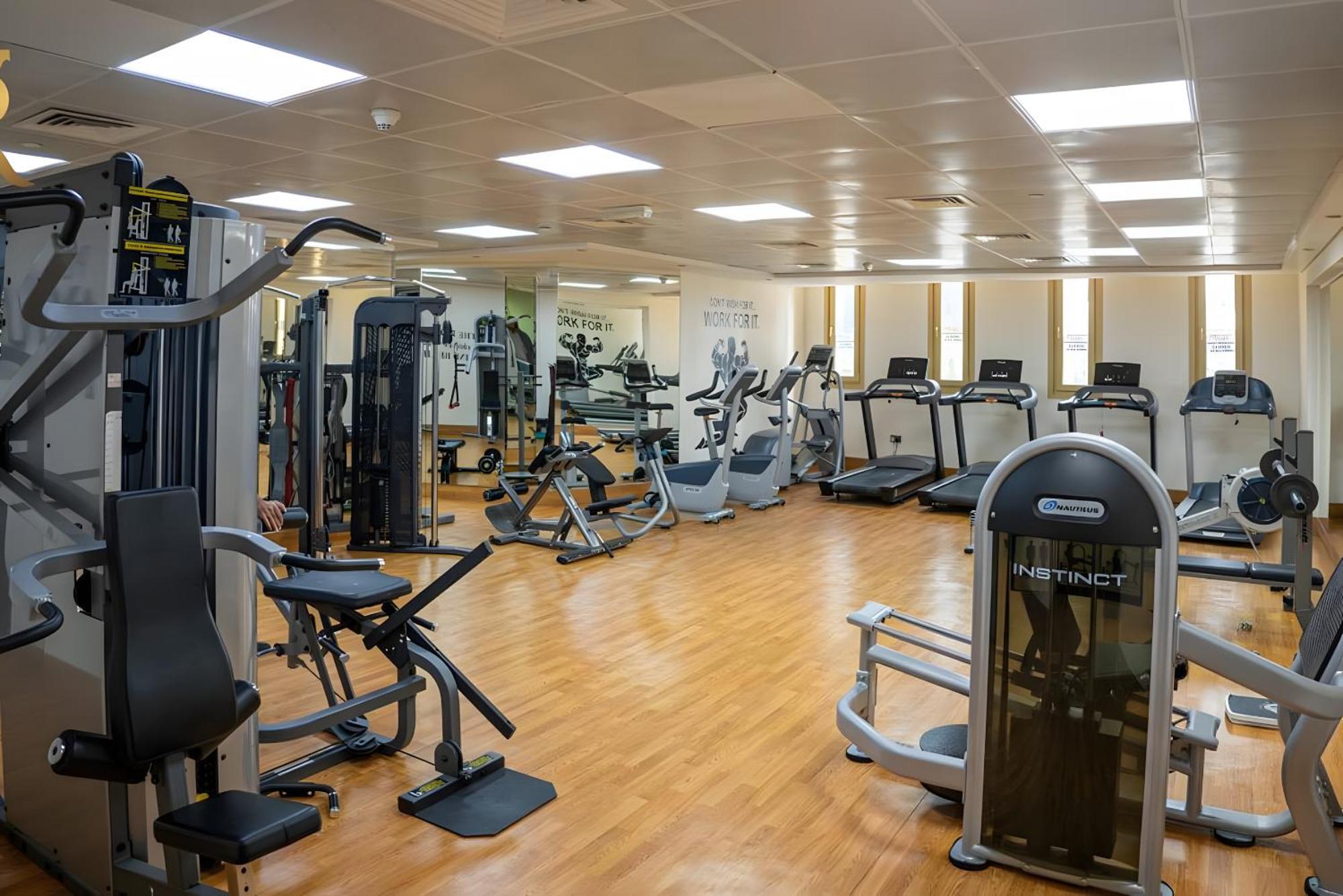 Apartment Relaxing 1br Retreat With Pool In Mangrove Al Reem